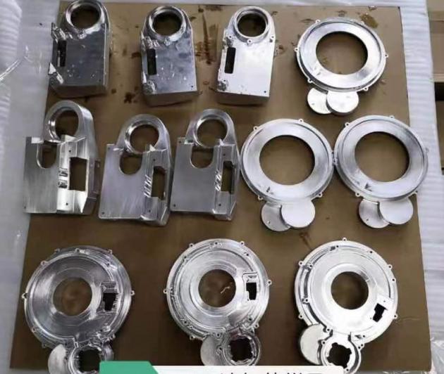 CNC設備加工-點擊瀏覽更多 5